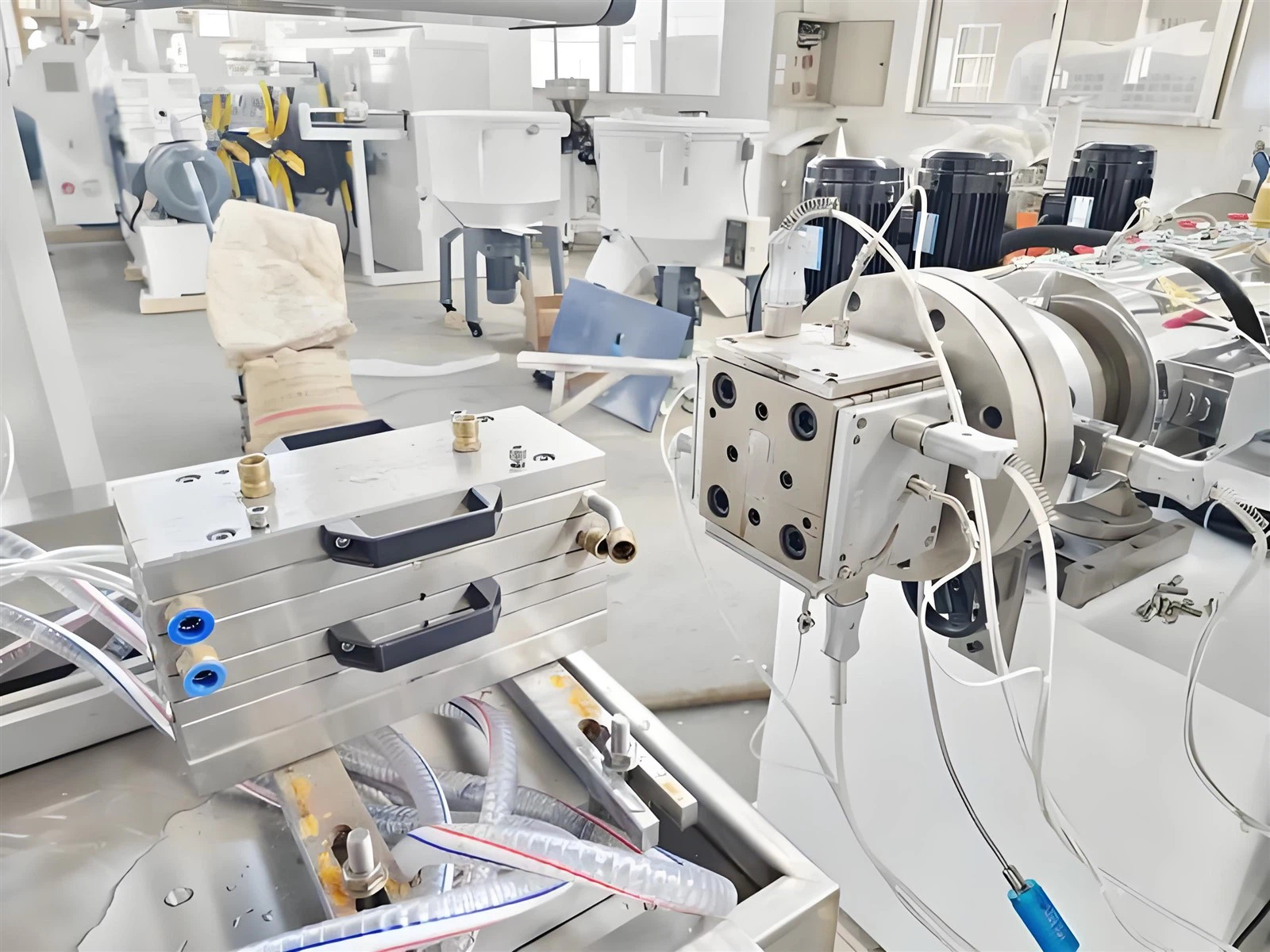 Energy-Efficient Processes Energy-Efficient Processes